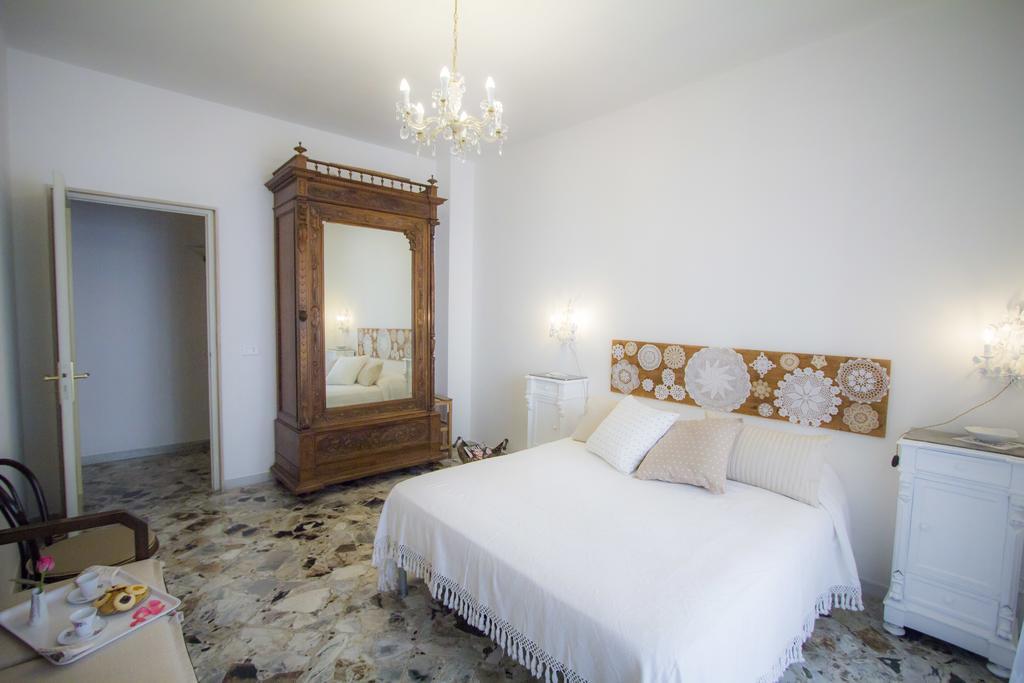 Bari Grand Central Apartment Exteriér fotografie